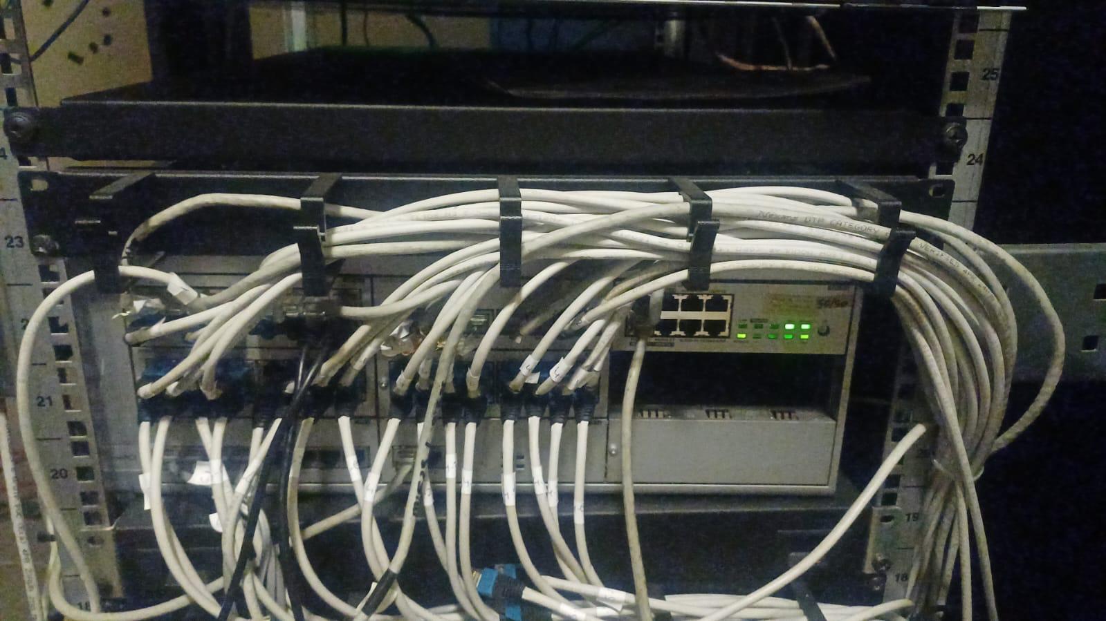 Data ve network kabineti